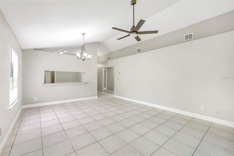 Casa en venta en Orlando, Florida, 3 dormitorios, 123.56 m2 № 1919514 - foto 11