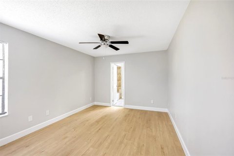 Casa en venta en Orlando, Florida, 3 dormitorios, 123.56 m2 № 1919514 - foto 12