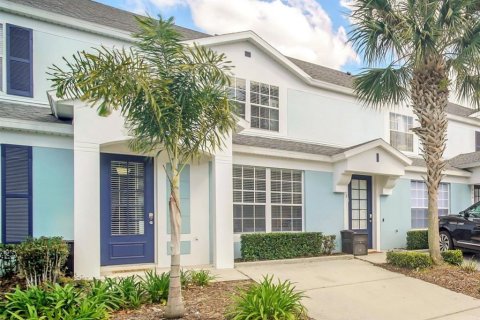 Adosado en Kissimmee, Florida 3 dormitorios, 133.78 m2 № 2166539