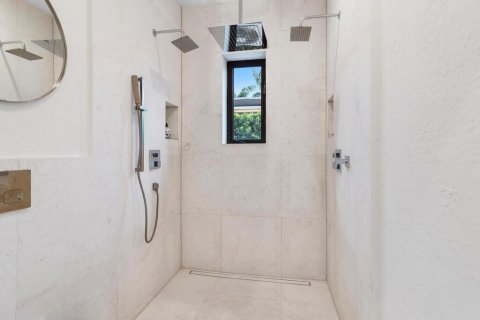 Villa ou maison à vendre à Miami Beach, Floride: 3 chambres, 167.32 m2 № 2087148 - photo 21