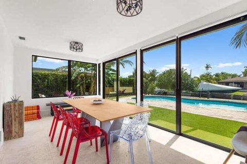 Villa ou maison à vendre à Miami Beach, Floride: 3 chambres, 167.32 m2 № 2087148 - photo 6