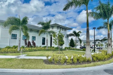 Touwnhouse à vendre à Miami, Floride: 3 chambres, 157.66 m2 № 2057376 - photo 17