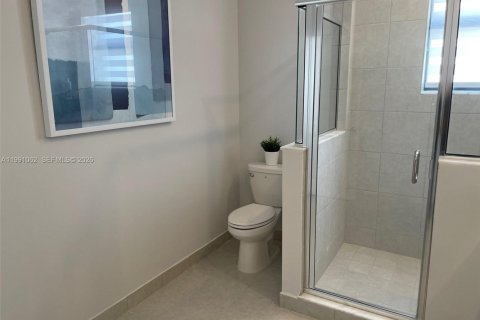 Touwnhouse à vendre à Miami, Floride: 3 chambres, 157.66 m2 № 2057376 - photo 7