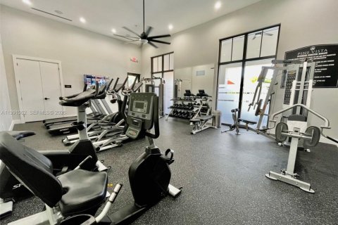 Touwnhouse à vendre à Miami, Floride: 3 chambres, 157.66 m2 № 2057376 - photo 26