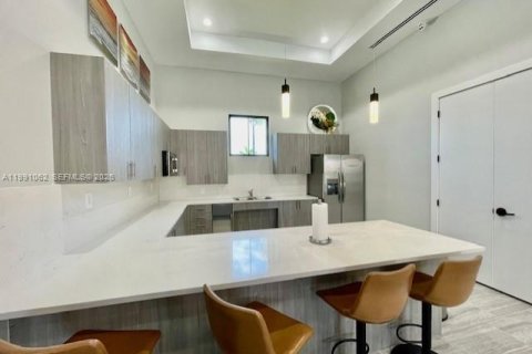 Touwnhouse à vendre à Miami, Floride: 3 chambres, 157.66 m2 № 2057376 - photo 23