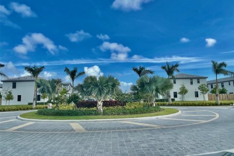 Touwnhouse à vendre à Miami, Floride: 3 chambres, 157.66 m2 № 2057376 - photo 18