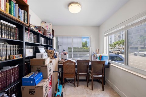 Купить кондоминиум в Майами-Бич, Флорида 3 спальни, 113.34м2, № 1966872 - фото 7