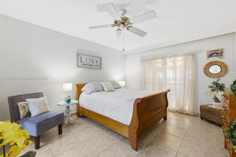 Condominio en venta en Miami Lakes, Florida, 3 dormitorios, 118.45 m2 № 1968226 - foto 24