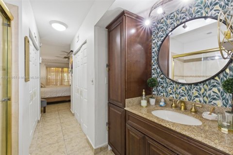 Condominio en venta en Miami Lakes, Florida, 3 dormitorios, 118.45 m2 № 1968226 - foto 20