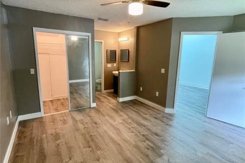 Condo in Orlando, Florida, 3 bedrooms  № 1834796 - photo 17