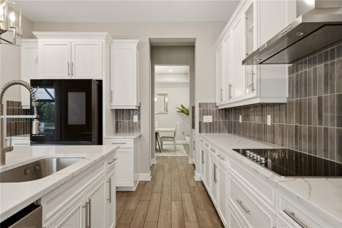 Casa en venta en Sarasota, Florida, 5 dormitorios, 376.72 m2 № 2215688 - foto 17
