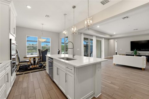 Casa en venta en Sarasota, Florida, 5 dormitorios, 376.72 m2 № 2215688 - foto 20
