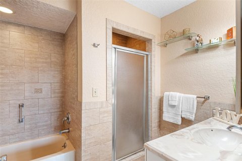 Villa ou maison à vendre à Haines City, Floride: 2 chambres, 173.54 m2 № 1875998 - photo 24