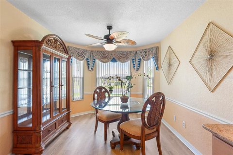 Villa ou maison à vendre à Haines City, Floride: 2 chambres, 173.54 m2 № 1875998 - photo 18