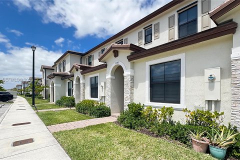 Touwnhouse à vendre à Miami, Floride: 3 chambres, 123.37 m2 № 2170119 - photo 30