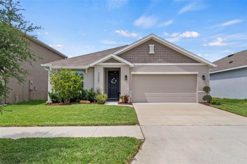 Casa en Wesley Chapel, Florida 3 dormitorios, 157 m2 № 2101644