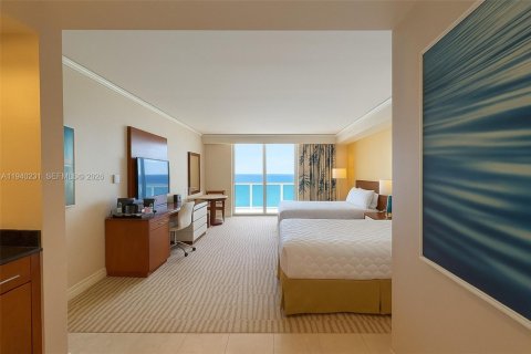 Hôtel, hôtellerie à vendre à Sunny Isles Beach, Floride: 51.19 m2 № 2059718 - photo 3
