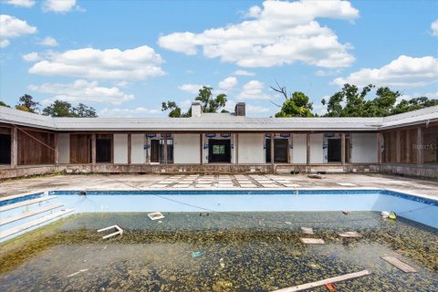 House in Sarasota, Florida 5 bedrooms, 549.98 sq.m. № 2393472 - photo 24