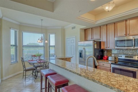 Condo in Bradenton, Florida, 2 bedrooms  № 1615555 - photo 14