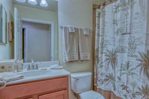 Condo in Bradenton, Florida, 2 bedrooms  № 1615555 - photo 28