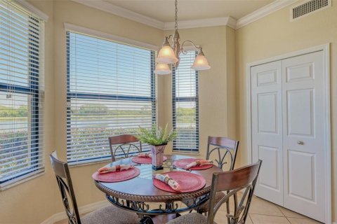 Condo in Bradenton, Florida, 2 bedrooms  № 1615555 - photo 15