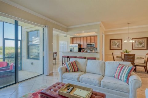 Condo in Bradenton, Florida, 2 bedrooms  № 1615555 - photo 13