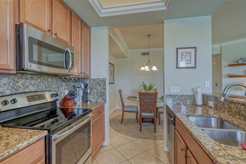 Condo in Bradenton, Florida, 2 bedrooms  № 1615555 - photo 16