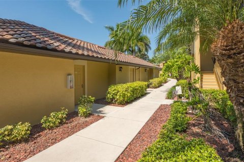 Condo in Bradenton, Florida, 2 bedrooms  № 1615555 - photo 2