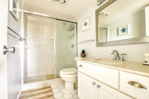 Copropriété à vendre à Lake Worth, Floride: 2 chambres, 90.86 m2 № 2188263 - photo 9
