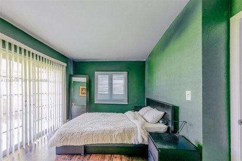 House in Tamarac, Florida 2 bedrooms, 99.68 sq.m. № 2087179 - photo 11