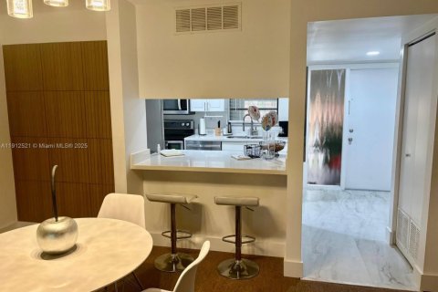 Copropriété à vendre à Sunrise, Floride: 1 chambre, 85.01 m2 № 1968331 - photo 15