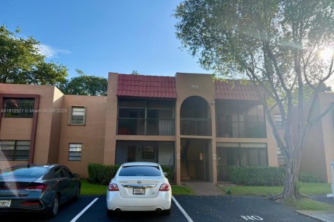 Copropriété à vendre à Sunrise, Floride: 1 chambre, 85.01 m2 № 1968331 - photo 1