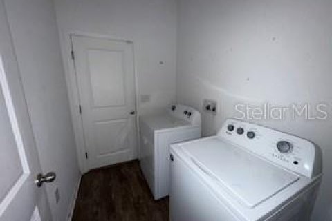 House in Lake Wales, Florida 4 bedrooms, 179.21 sq.m. № 1834578 - photo 9