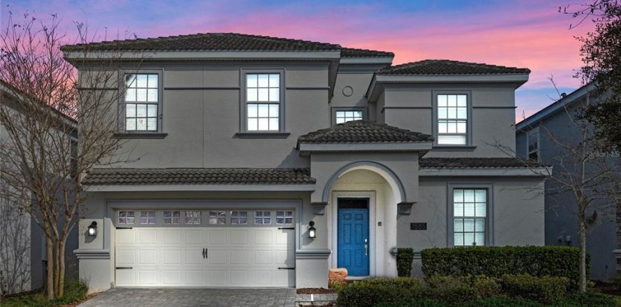 House in Davenport, Florida 9 bedrooms, 363.15 sq.m. № 1530445