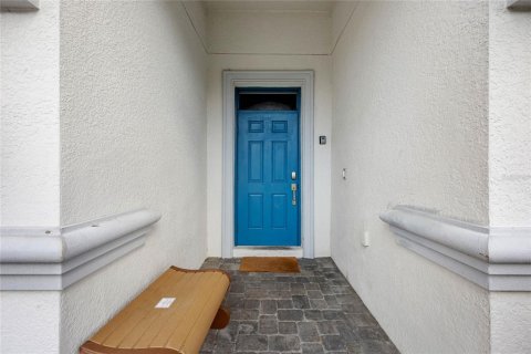 House in Davenport, Florida 9 bedrooms, 363.15 sq.m. № 1530445 - photo 4