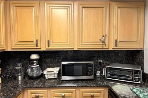 Copropriété à louer à Clearwater, Floride: 2 chambres, 99.87 m2 № 1762275 - photo 12