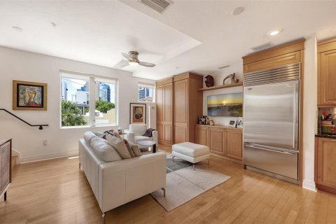 Touwnhouse à louer à Sarasota, Floride: 2 chambres, 194.44 m2 № 2103152 - photo 13