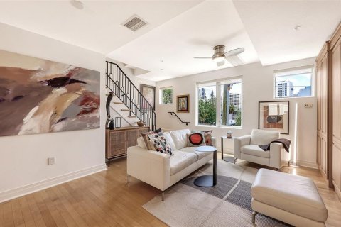 Touwnhouse à louer à Sarasota, Floride: 2 chambres, 194.44 m2 № 2103152 - photo 15