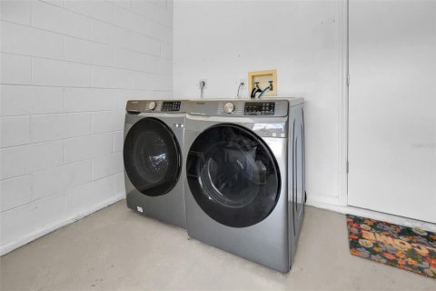 Casa en venta en Orlando, Florida, 3 dormitorios, 107.58 m2 № 1900015 - foto 23