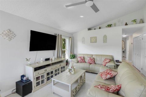 Casa en venta en Orlando, Florida, 3 dormitorios, 107.58 m2 № 1900015 - foto 5