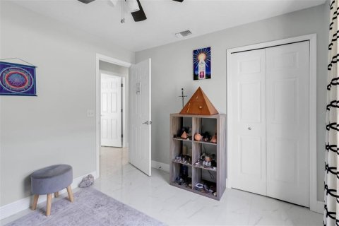 Casa en venta en Orlando, Florida, 3 dormitorios, 107.58 m2 № 1900015 - foto 19