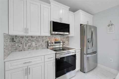 Casa en venta en Orlando, Florida, 3 dormitorios, 107.58 m2 № 1900015 - foto 14