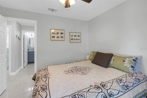 Casa en venta en Orlando, Florida, 3 dormitorios, 107.58 m2 № 1900015 - foto 16