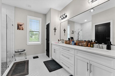 House in Bartow, Florida 4 bedrooms, 178 sq.m. № 2110913 - photo 4