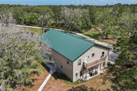 House in Oak Hill, Florida 4 bedrooms, 334.45 sq.m. № 1657628 - photo 5