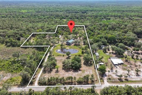 House in Oak Hill, Florida 4 bedrooms, 334.45 sq.m. № 1657628 - photo 1