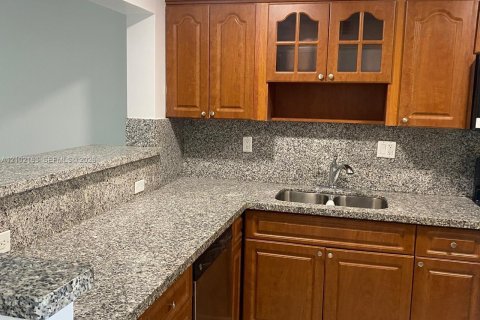 Copropriété à louer à Tamarac, Floride: 2 chambres, 88.16 m2 № 2407528 - photo 17
