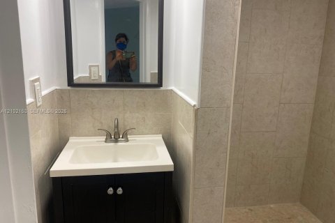 Copropriété à louer à Tamarac, Floride: 2 chambres, 88.16 m2 № 2407528 - photo 27