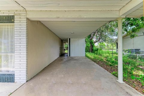 Villa ou maison à vendre à North Port, Floride: 4 chambres, 141.12 m2 № 1899920 - photo 25