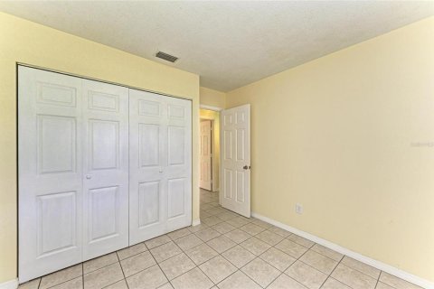 Villa ou maison à vendre à North Port, Floride: 4 chambres, 141.12 m2 № 1899920 - photo 19